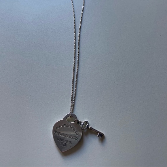 Tiffany & Co Heart Tag and Key Necklace - Picture 6 of 6